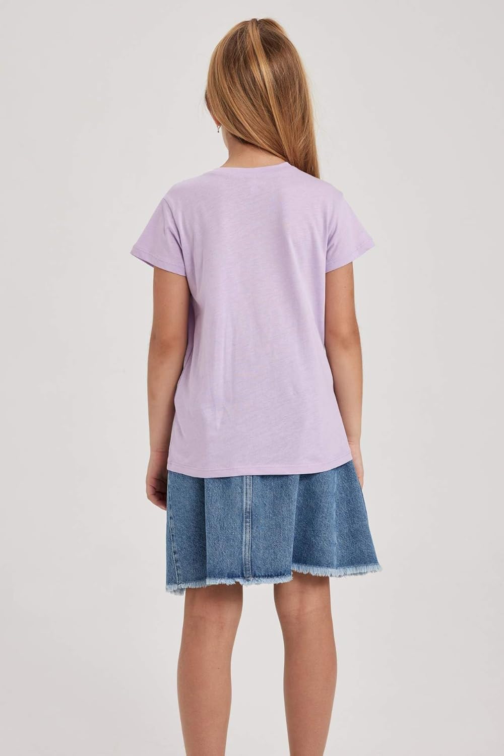 تي شيرت للبنات طراز B0672a8 من ديفاكتو 6 تي شيرت للبنات طراز B0672a8 من ديفاكتو - الصورة 6