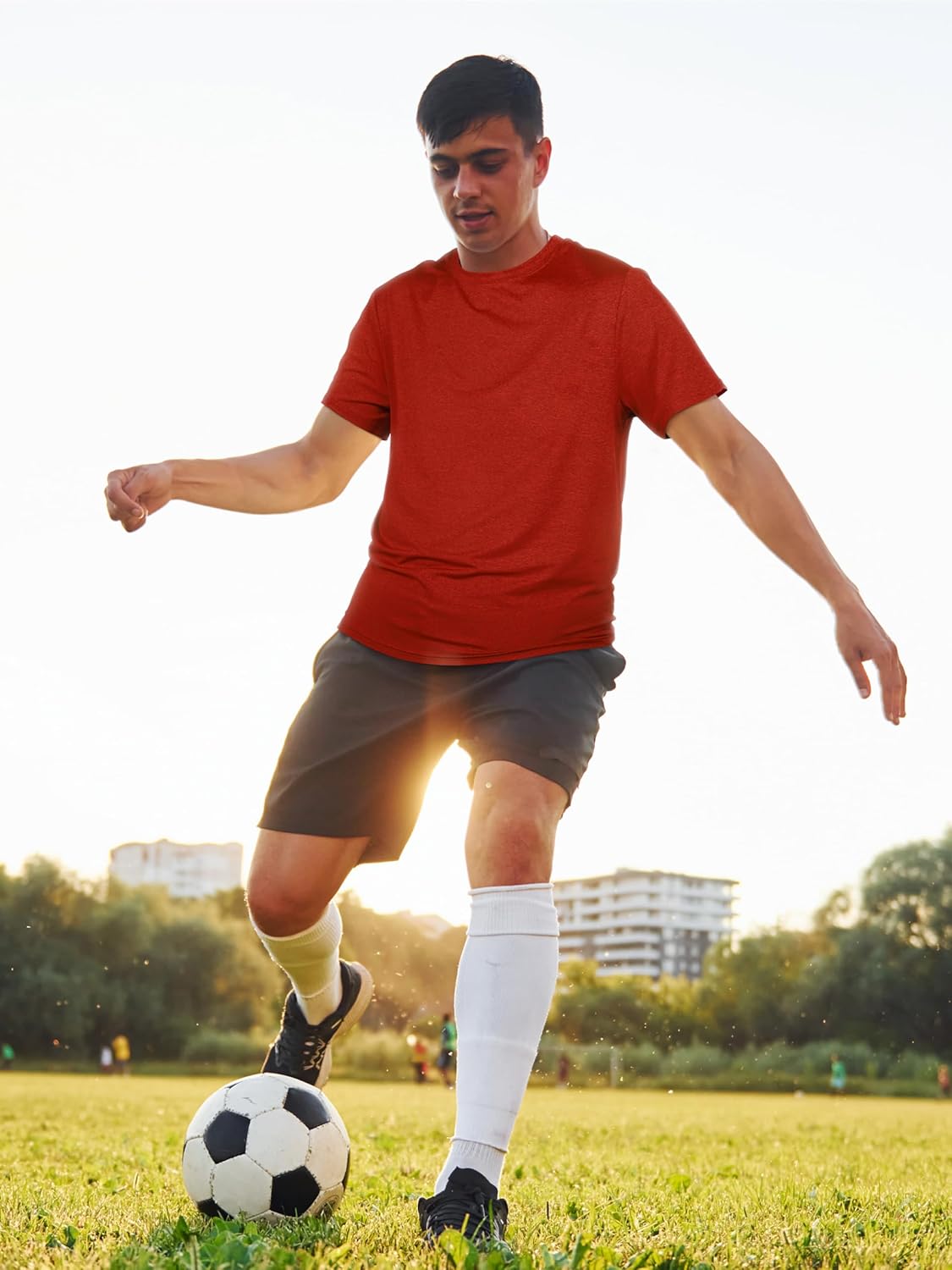 يوراتوت قمصان رياضية للرجال باكمام قصيرة وقبة دائرية بدون طوق مناسبة للجري وصالة الالعاب الرياضية خفيفة الوزن 6 يوراتوت قمصان رياضية للرجال باكمام قصيرة وقبة دائرية بدون طوق مناسبة للجري وصالة الالعاب الرياضية خفيفة الوزن - الصورة 6