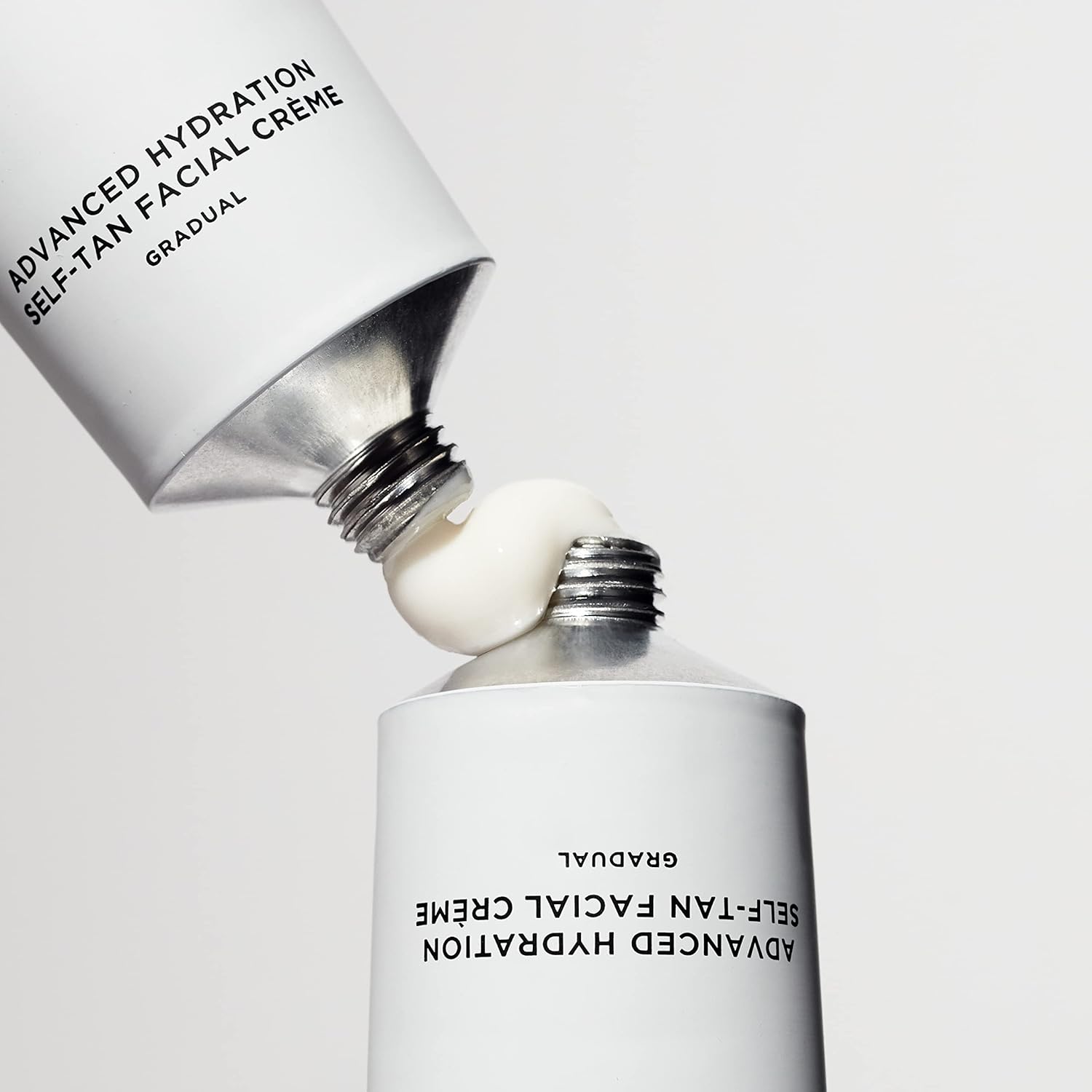 تان-لوكس كريم ذا كريم - كريم ادفانسد هايدريشن للتسمير الذاتي، 65 مل - لم يتم اختباره على الحيوانات ولم يتم اختباره على الحيوانات والسموم 6 تان-لوكس كريم ذا كريم - كريم ادفانسد هايدريشن للتسمير الذاتي، 65 مل - لم يتم اختباره على الحيوانات ولم يتم اختباره على الحيوانات والسموم - الصورة 6