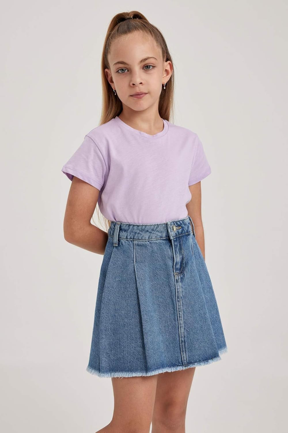 تي شيرت للبنات طراز B0672a8 من ديفاكتو 4 تي شيرت للبنات طراز B0672a8 من ديفاكتو - الصورة 4