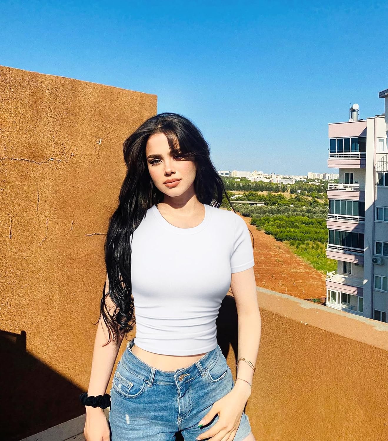 قمصان نسائية من قطعتين باكمام قصيرة ورقبة دائرية ضيقة مكشكشة قابلة للتمدد 6 قمصان نسائية من قطعتين باكمام قصيرة ورقبة دائرية ضيقة مكشكشة قابلة للتمدد - الصورة 6