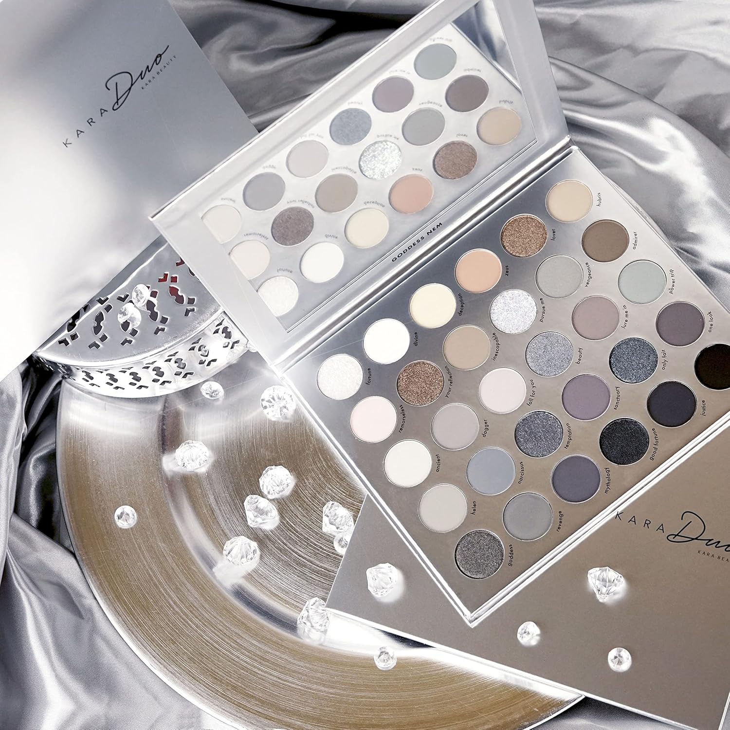 باليت ظلال للعيون برو 15 جوديس نيم، من كارا بيوتي، وامض، مسحوق 5 باليت ظلال للعيون برو 15 جوديس نيم، من كارا بيوتي، وامض، مسحوق - الصورة 5