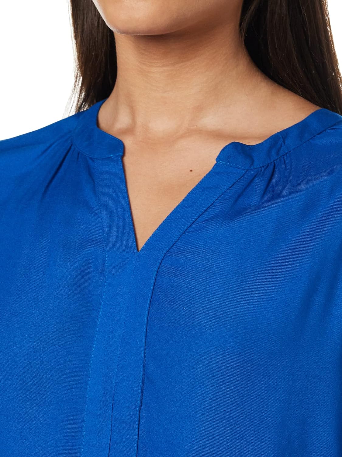 بلوزة بقصة عادية للنساء ولون سادة من أمازون براند - سيمبول 2 بلوزة بقصة عادية للنساء ولون سادة من أمازون براند - سيمبول - الصورة 2