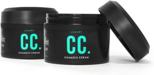 ماك-اوف كريم شامواه فاخر للرياضيين 250 مل، عبوة من قطعتين - كريم بشرة مرطب مضاد للبكتيريا ومضاد للحكة - كريم حماية من الجروح لركوب الدراجات