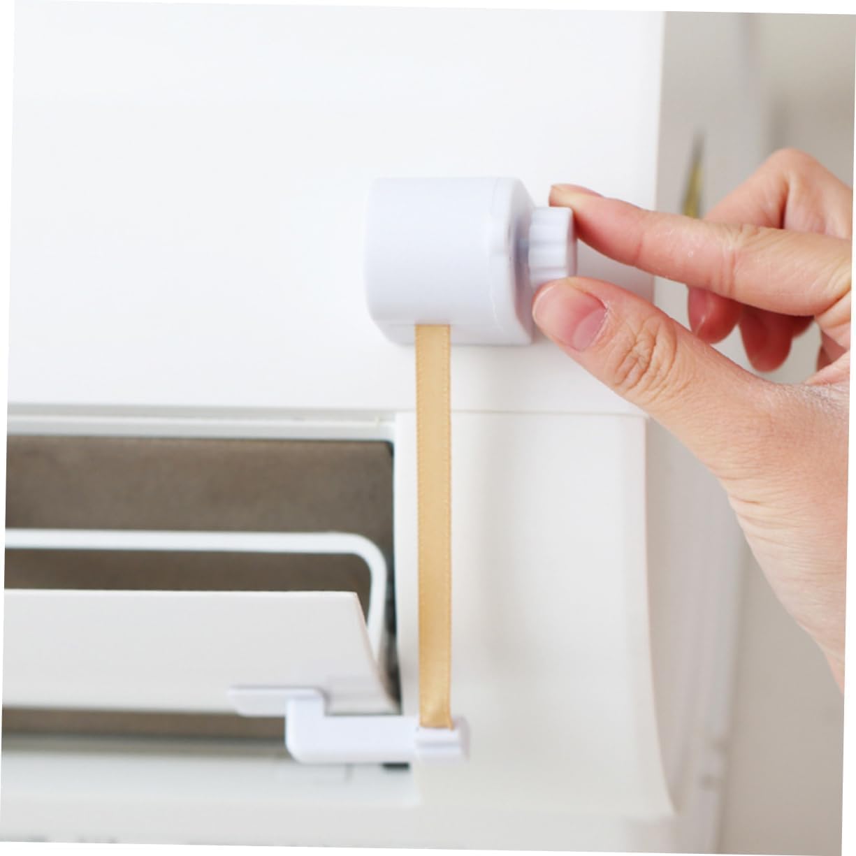 عاكس مكيف، وحدة تحكم قابلة للتعديل لفتحة تهوية المكيف مع شفرة متأرجحة للتحكم باتجاه تدفق الهواء في الغرفة لأنظمة التبريد والتدفئة وتفادي التعرض المباشر للهواء من ماسادو