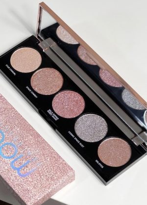 باليت ظلال عيون مونساند جليتر من مايدريم، 5 درجات الوان لامعة، تدوم لمدة 16 ساعة، تركيبة نباتية