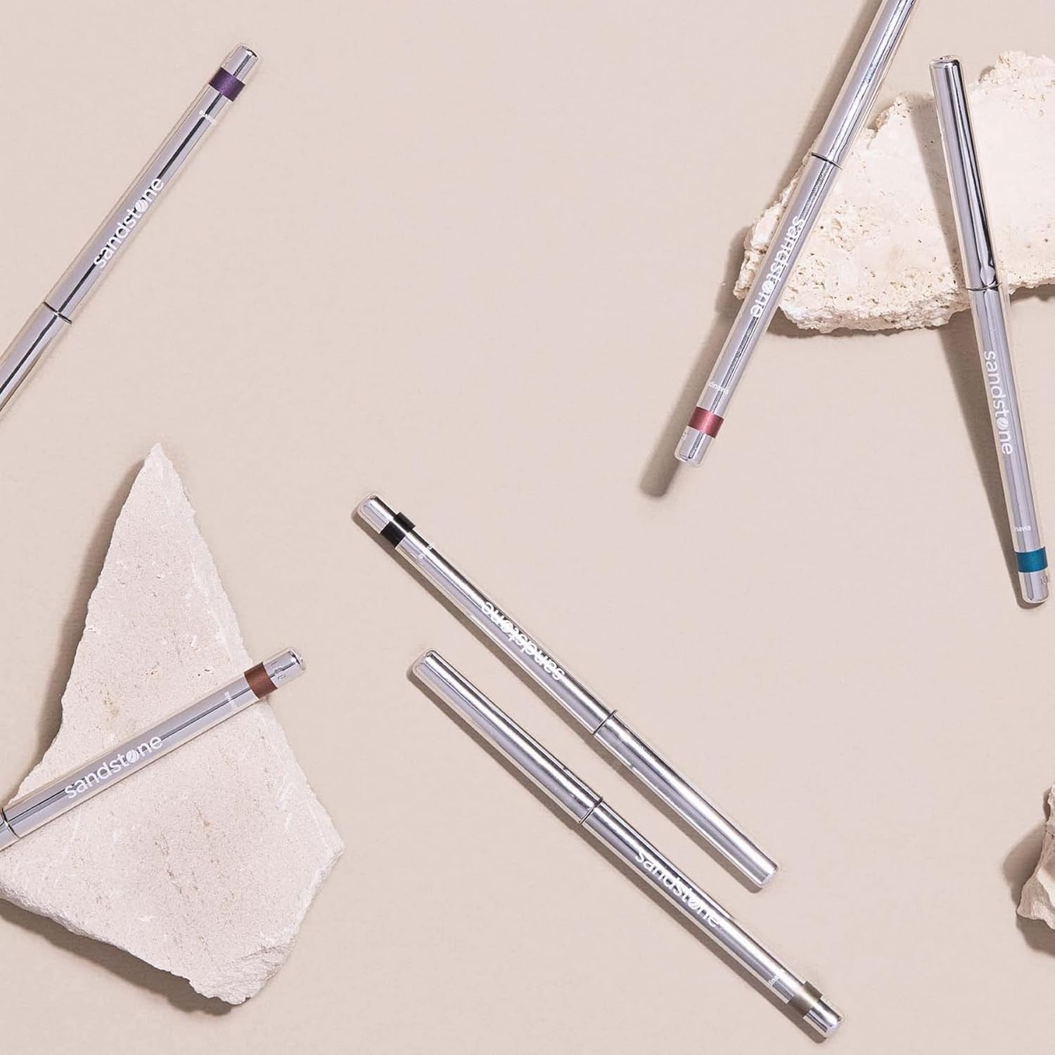 قلم تحديد العين لا يسبب الحساسية - كلين اند نورديك - قلم تحديد العين المعدني ساندستون (اخضر انفي) 5 قلم تحديد العين لا يسبب الحساسية - كلين اند نورديك - قلم تحديد العين المعدني ساندستون (اخضر انفي) - الصورة 5