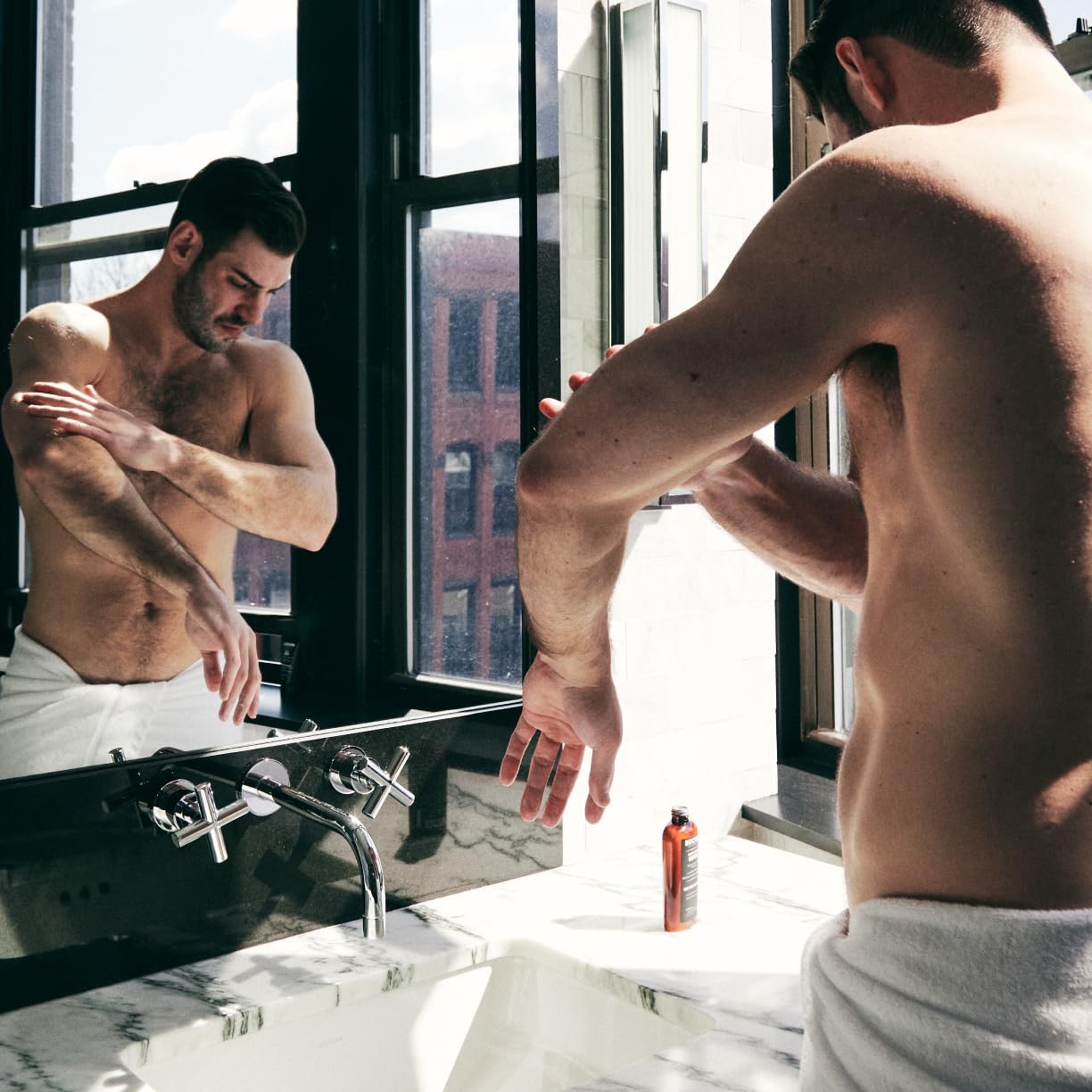 بريكل مينز برودكتس لوشن الجسم ديب مويستشر للرجال، طبيعي وعضوي ويرطب البشرة الجافة، 8 اونصة، معطر 7 بريكل مينز برودكتس لوشن الجسم ديب مويستشر للرجال، طبيعي وعضوي ويرطب البشرة الجافة، 8 اونصة، معطر - الصورة 7