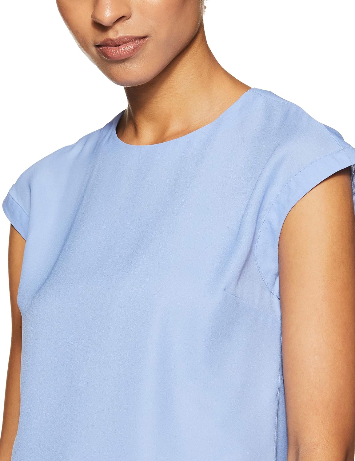 1768474238 بلوزة بقصة عادية للنساء ولون سادة من أمازون براند سيمبول