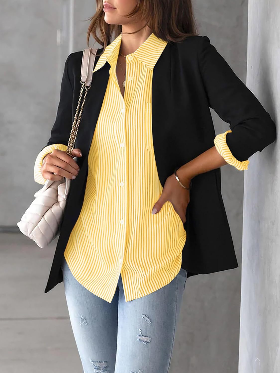 1768547630 قميص كلاسيكي مخطط بأكمام طويلة وقبة V وأزرار أمامية للنساء من ميليفيجو، بلوزات كاجوال بجيوب للعمل