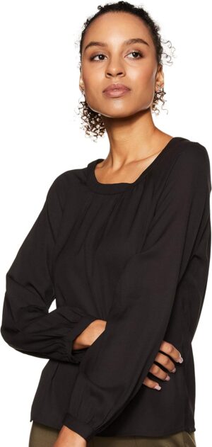 بلوزة بقصة عادية للنساء ولون سادة من أمازون براند - سيمبول