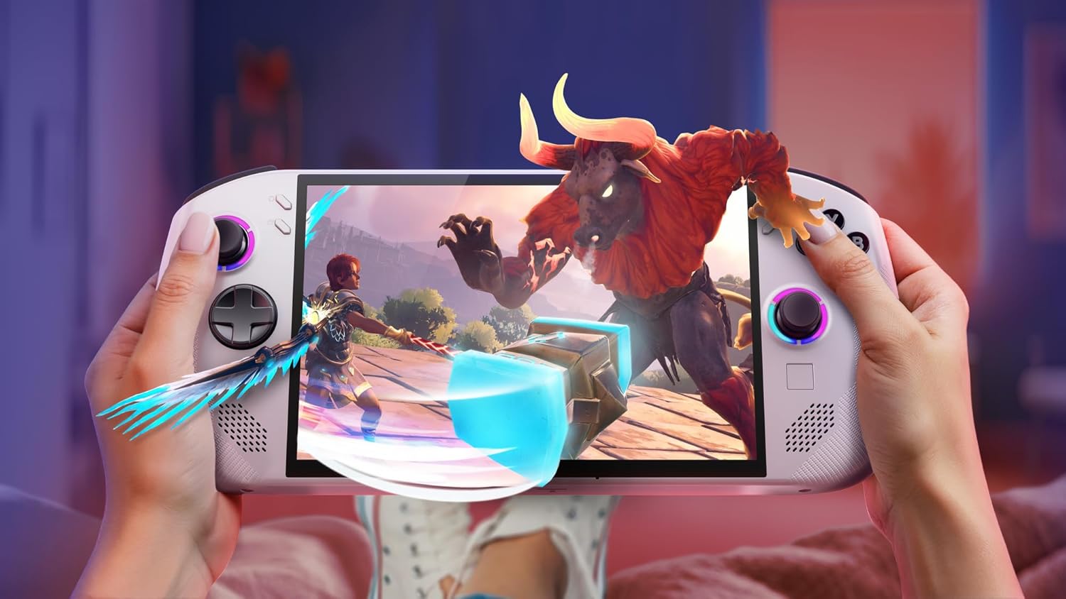 Lenovo Legion Go S | 8" Panda King Glass Display | 120Hz VRR | Ryzen Z2 | 16GB RAM | 512GB SSD | Wi-Fi 6E | 55.5Wh Battery | Windows 11 | Power-packed gaming, anywhere