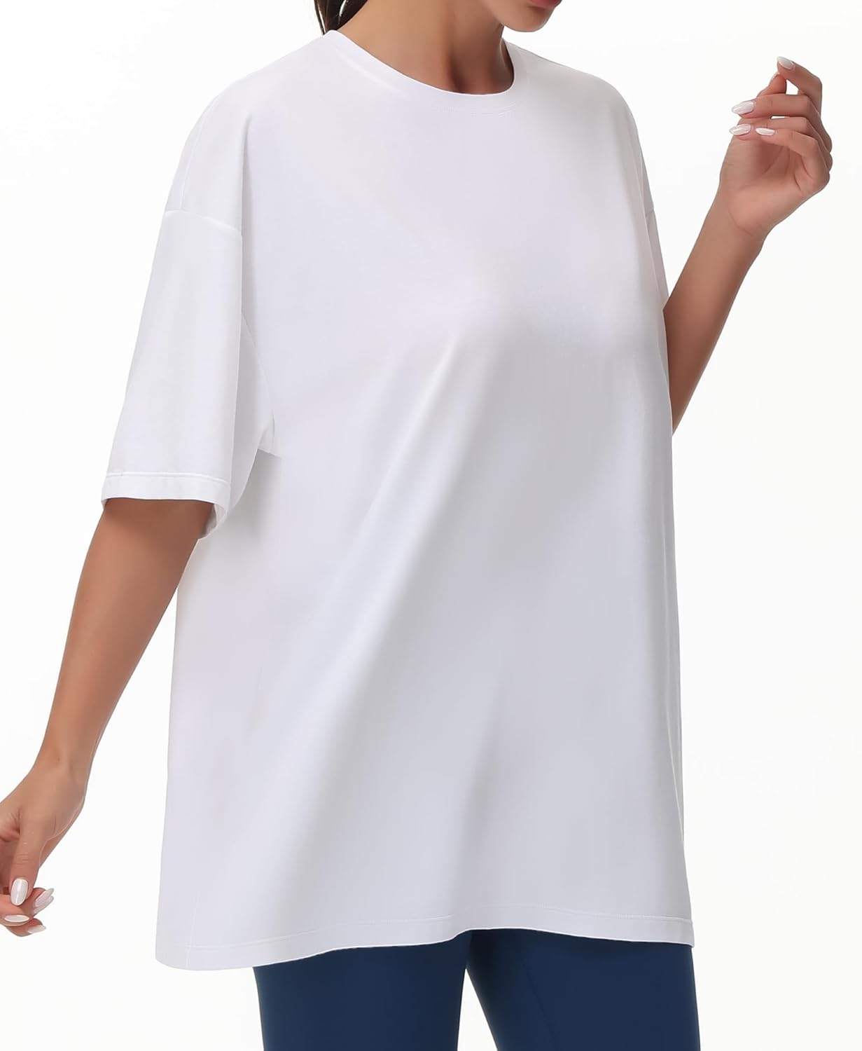 1771570502 تيشيرت كاجوال كبير الحجم للنساء من ذا جيم بيبول، بتصميم قبة دائرية ضيقة وأكمام قصيرة للتمارين الرياضية