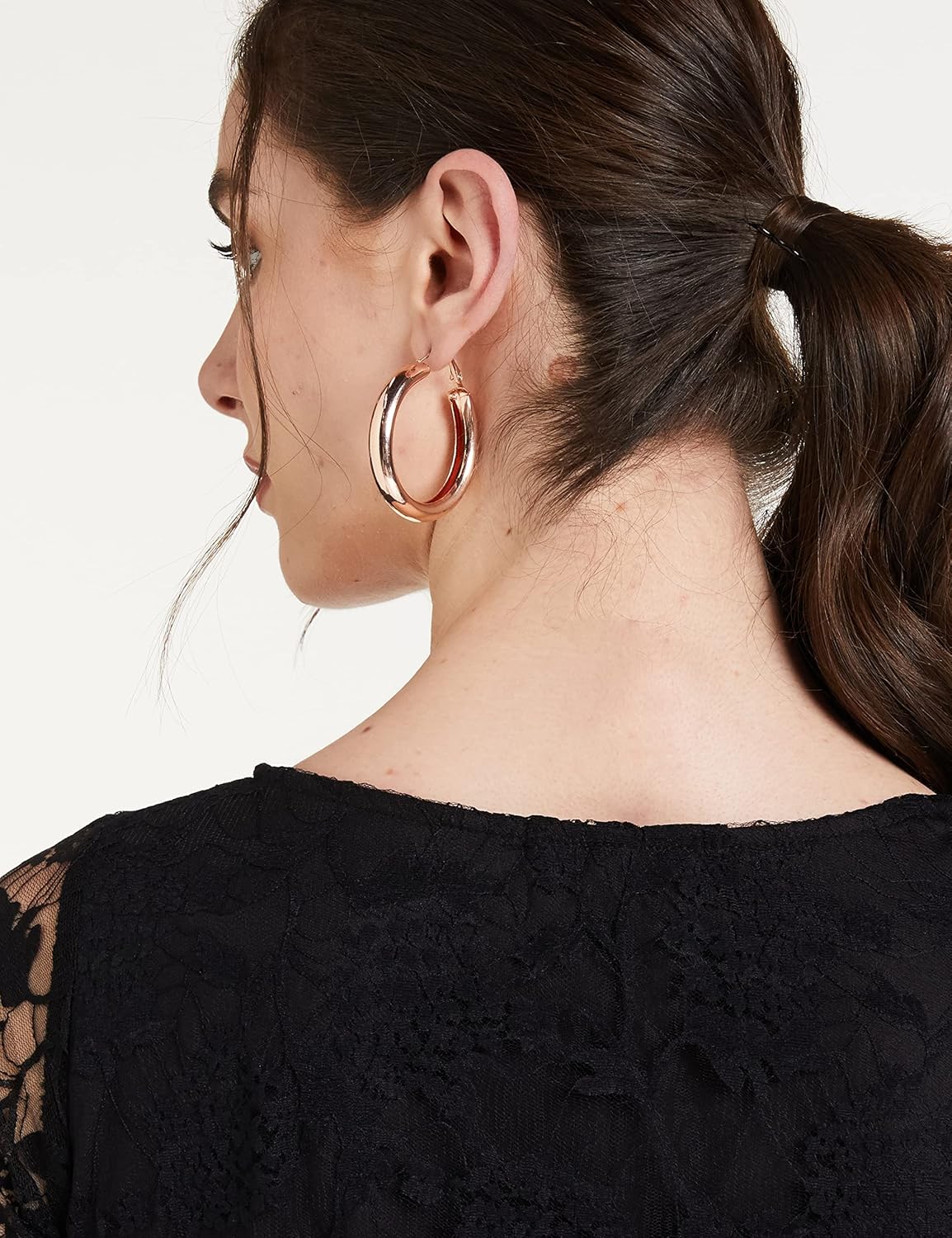 1771729038 قميص نسائي بتصميم ورود بقصة ضيقة من مس اوليف MOSS19TP30 01 62 اسود مقاس M