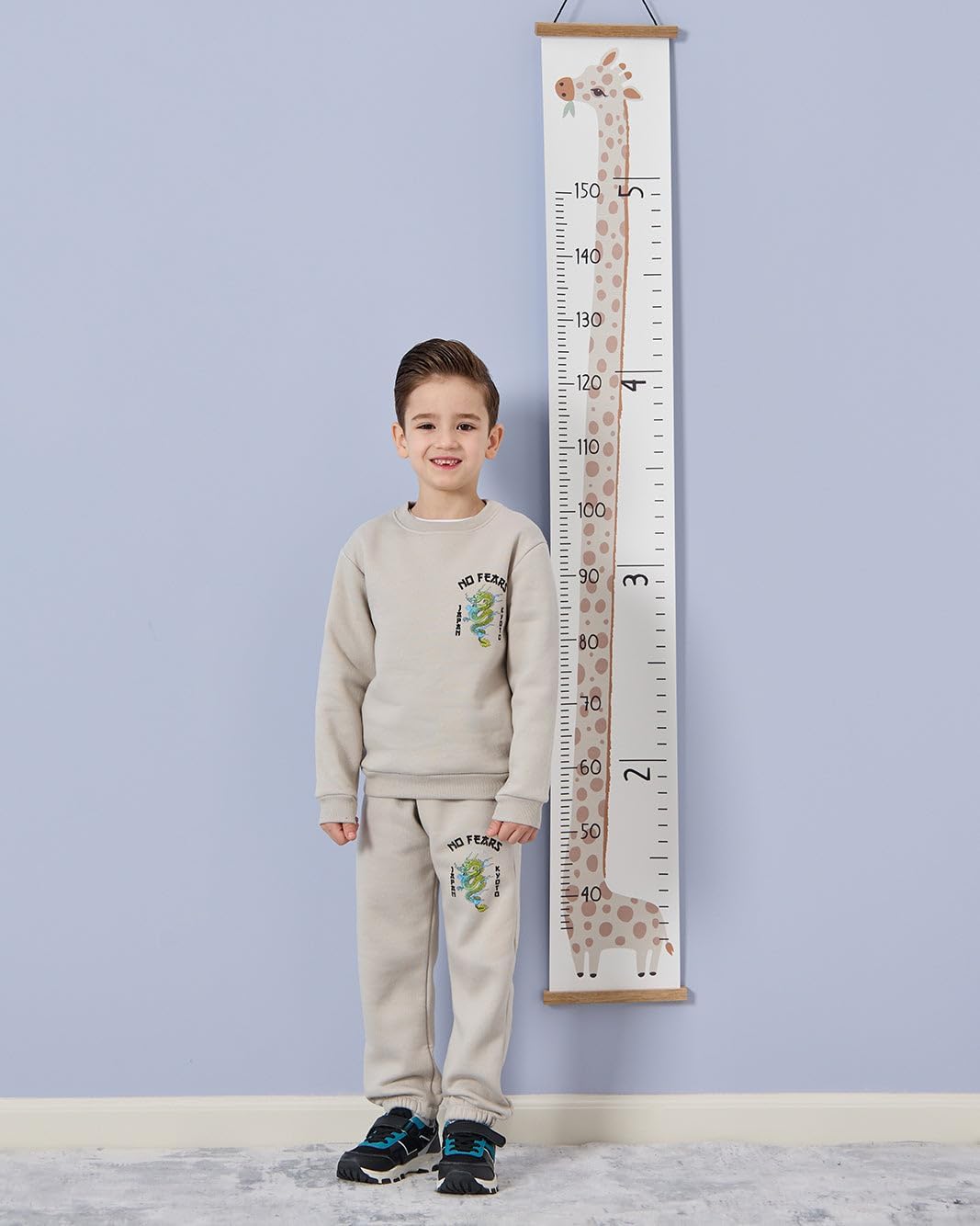 سويت شيرت مطرز اكرو للأولاد من ريد تاج 10 1772239031 61fz6VA75OL. AC SL1334