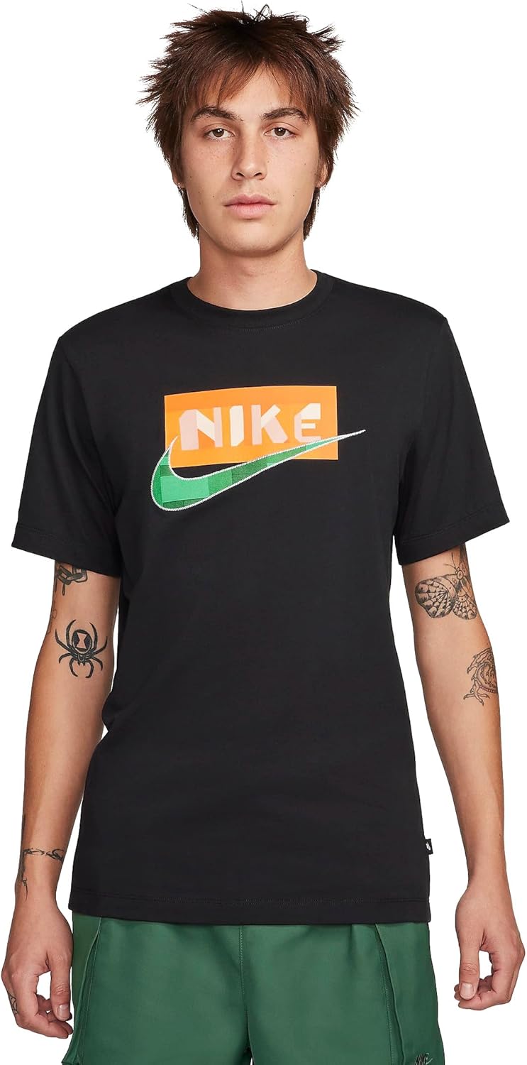 تي شيرت كلاسيكي للرجال من نايكي، (عبوة من قطعة واحدة)