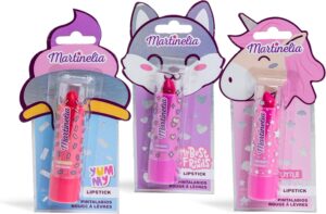 مارتنليا - احمر شفاه للاطفال - مكياج الاطفال بنكهة غير سامة - موديل عشوائي (بطيخ، كرز، فراولة) - قطعة واحدة