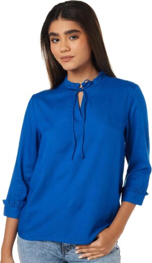 بلوزة بقصة عادية للنساء ولون سادة من أمازون براند - سيمبول