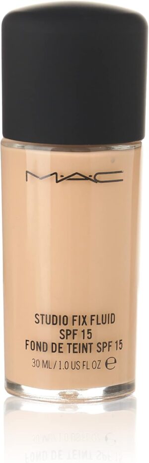 كريم أساس سائل من ماك بدرجة NC15 للبشرة الدهنية طويل الأمد مع التحكم بالزيوت، سعة 30 مل