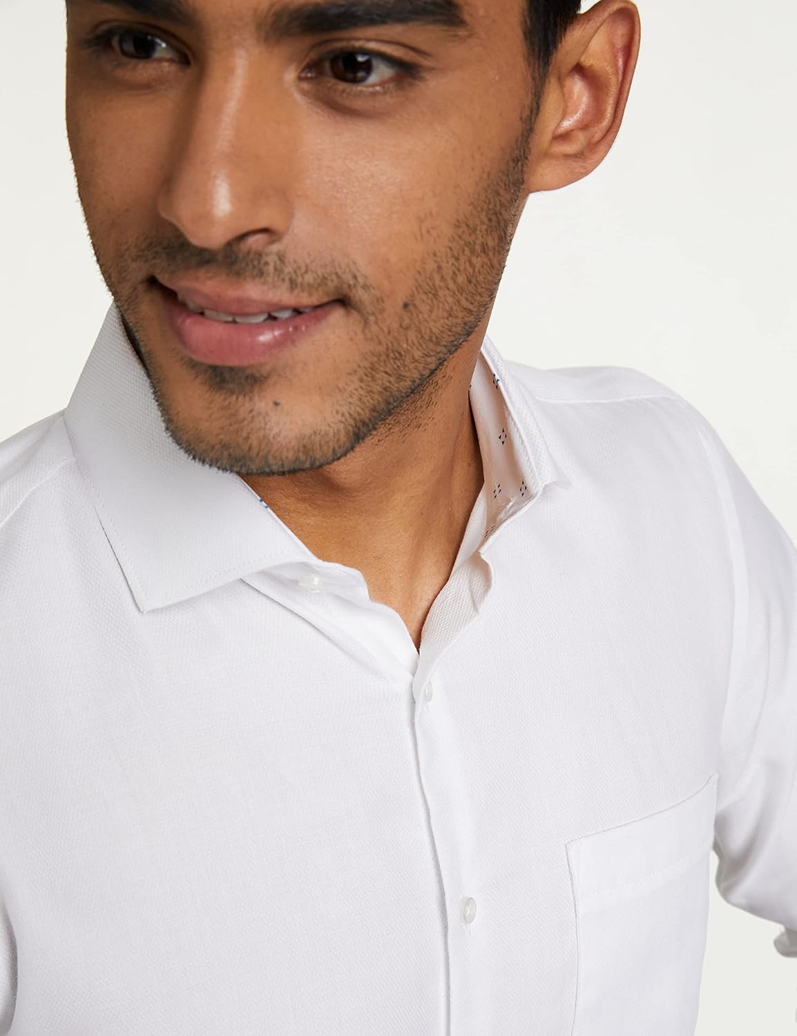قميص رسمي مصنوع من القطن بقصة ضيقة للرجال من دايفيرس (DVF06F2L01-8-39، ابيض) 4 قميص رسمي مصنوع من القطن بقصة ضيقة للرجال من دايفيرس (DVF06F2L01-8-39، ابيض) - الصورة 4